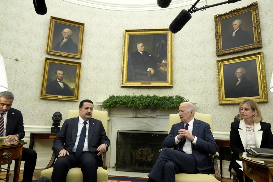 अमेरिकी राष्ट्रपति बाइडेन र इराकी प्रधानमन्त्री अल सुडानीबीच भेटवार्ता