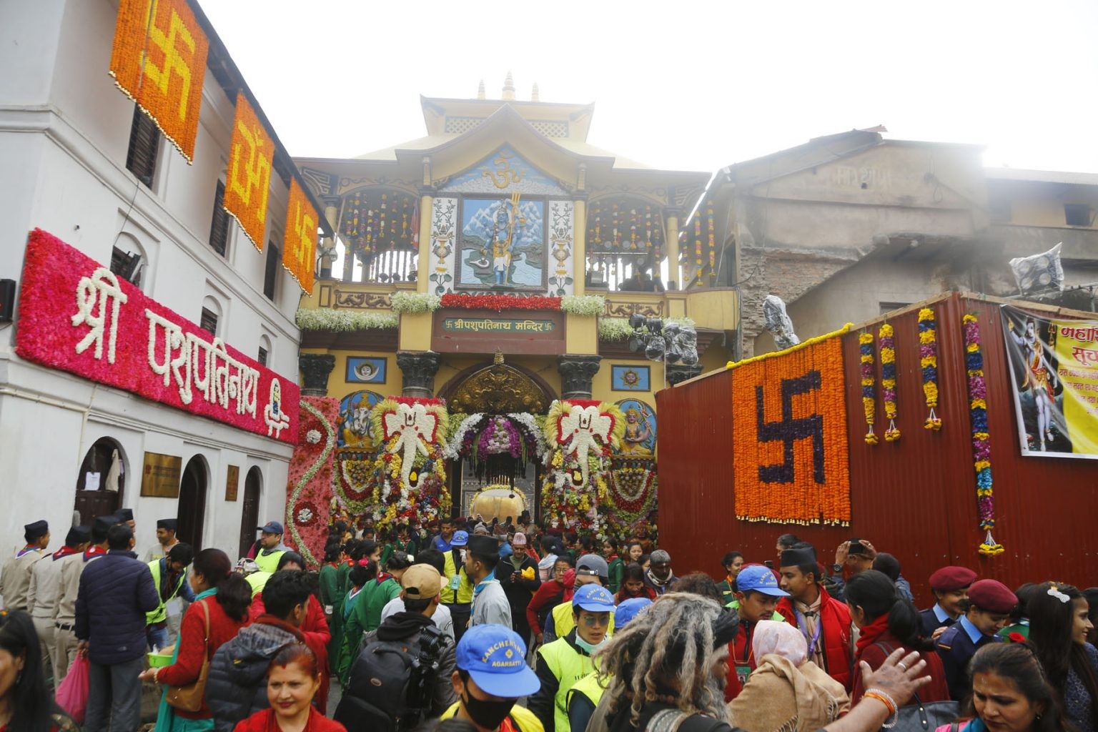 महाशिवरात्रि पर्व मनाइँदै , देशभरका शिवालयमा विधिपूर्वक पूजा, आराधना एवं दर्शन गरी मनाइँदै
