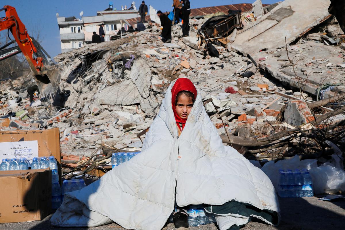 भुकम्प अपडेटः टर्की र सिरिया भूकम्पमा परी मृत्यु हुनेको संख्या १२ हजार पुग्यो