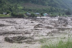रसुवामा मंगलबार आएको बाढीमा परेकामध्ये नौ जनाको शव फेला, १९ अझै बेपत्ता