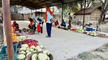 तीन दशकपछि तरेगणामै पुनः हाटबजार सञ्चालन हुँदा किसान खुसी