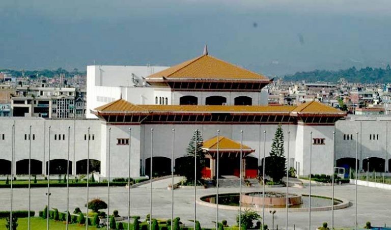 आधा घण्टामा सकियो प्रतिनिधि सभा बैठक, एमालेको आग्रहमा १ साता स्थगित