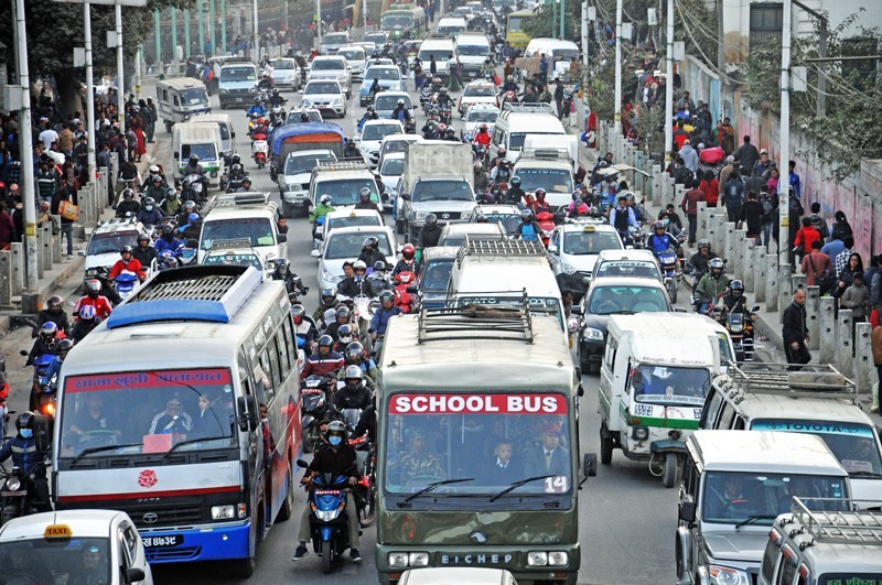 चुनाव नजिकिएसँगै काठमाडौं उपत्यकाको ट्राफिक व्यवस्थापन अस्तव्यस्त