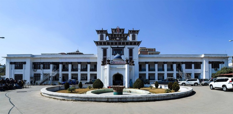 प्रतिनिधिसभाको समानुपातिकतर्फ निर्वाचित सांसदलाई प्रमाणपत्र प्रदान