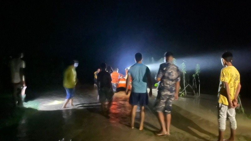 कैलालीमा मोहनाको बाढीमा फसेका २९ जनाको उद्दार