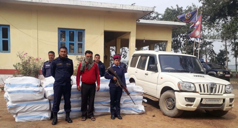 नेपालबाट भारततर्फ मदिरा तस्करी गर्नेहरूको जालो फैलिँदै