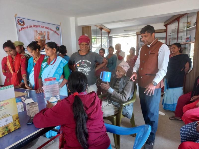 हात्तीपाइले रोग विरुद्धको औषधि रसुवाबासीलाई काठमाडौंमै खुवाउन सुरु