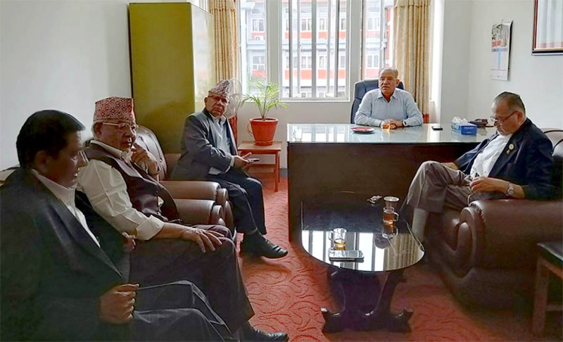 तीन दलको निर्णयः गठबन्धन कायम राख्दै विचार मिल्नेसँग एकता