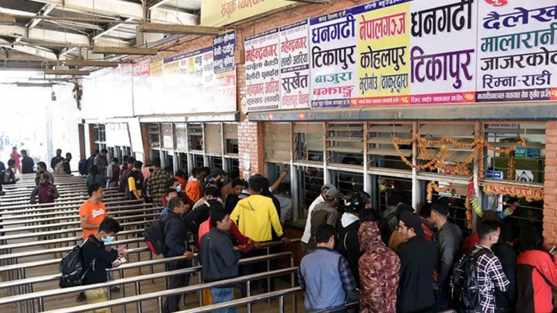 १५ हजारले लिए अग्रिम टिकट