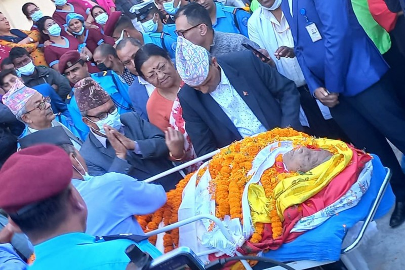 शताब्दी पुरुष जोशीको पार्थिव शरीर महानगरपालिकामा