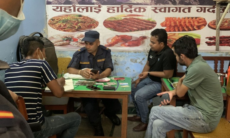 ७५ हजार रुपैयाँ घुस लिएको अभियोगमा इञ्जिनीयर पक्राउ