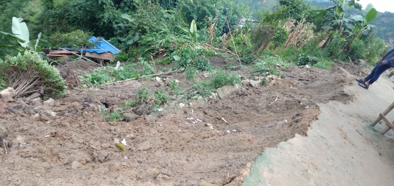 पहिरोले बेपत्ता १३ जनाको खोजी जारी