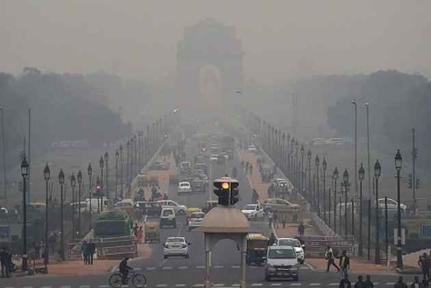 दिल्लीमा वायु प्रदूषण बढ्यो, स्वास्थ्य सङ्कटकालको घोषणा