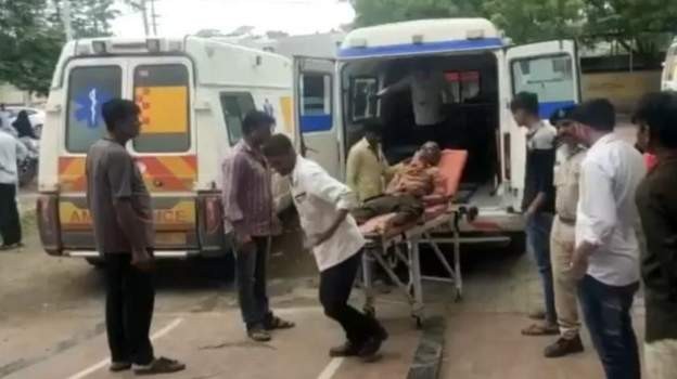 भारतको गुजरातमा घरेलु मदिरा सेवनबाट २६ जनाको मृत्यु