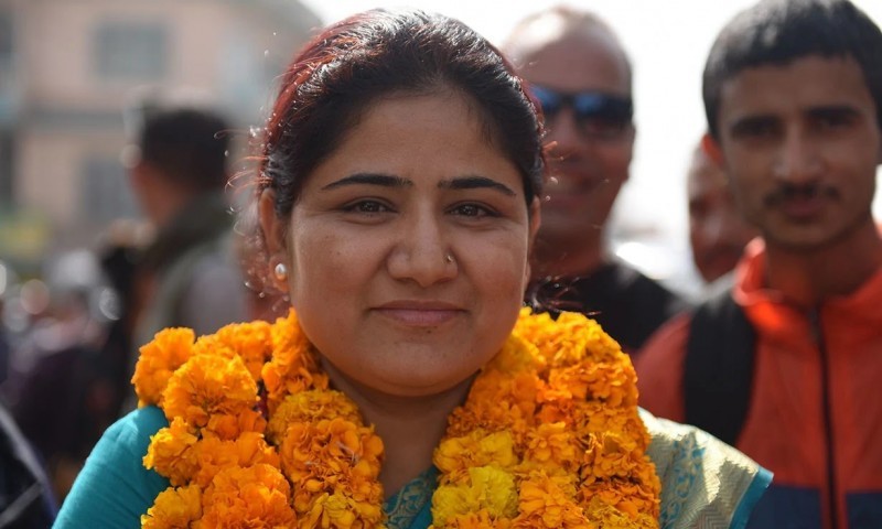 महिलामाथि हातपात गरेको आरोपमा लुम्बिनी प्रदेशको स्वास्थ्य राज्यमन्त्री प्रहरीको नियन्त्रणमा