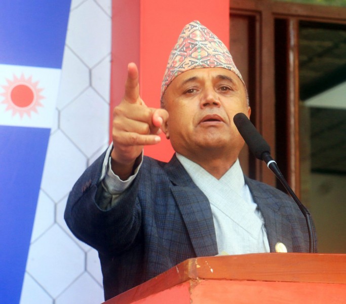 कास्की निर्वाचन क्षेत्र नं १ (१) मा अधिकारी विजयी