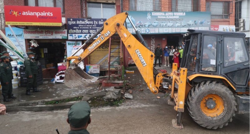 कोटेश्वरमा फेरि महानगरको डोजर