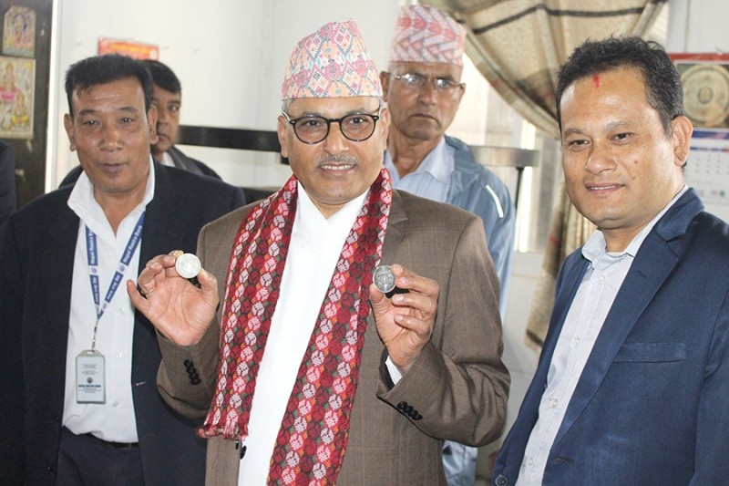 राष्ट्रिय जनावर गाईकोचित्र अङ्कित ‘मेडालियन सिक्का’ सार्वजनिक