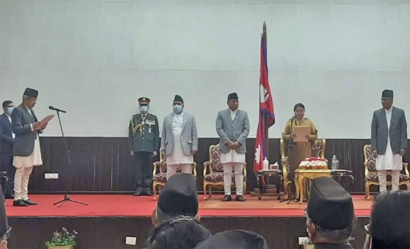 ज्येष्ठ सदस्य जबराले लिए पद तथा गोपनीयताको शपथ