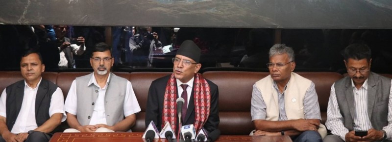 दिल्ली जाँदै गर्दा प्रचण्डले भनेः छिट्टै चीन भ्रमण पनि हुनेछ