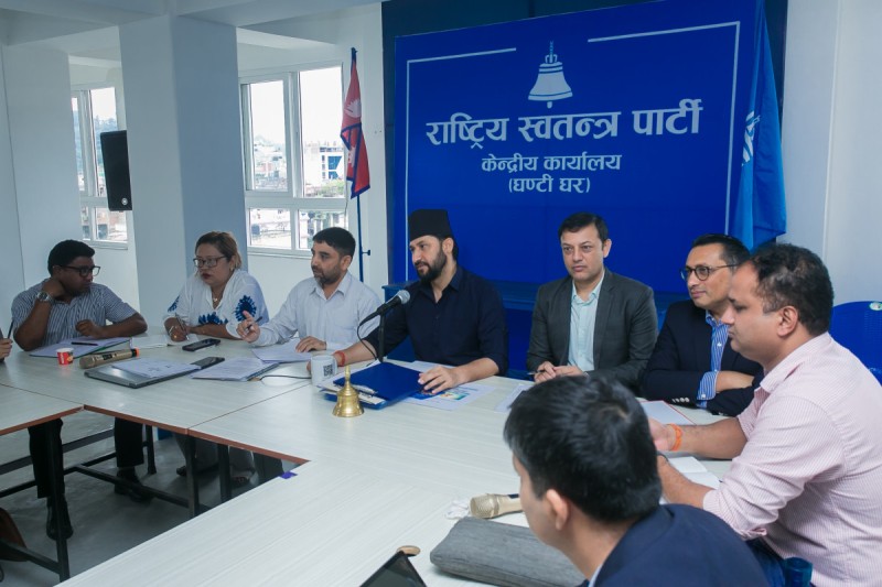 रास्वपाद्वारा मुकुल ढकाललाई साधारण सदस्यसमेत नरहने गरी निष्काशित