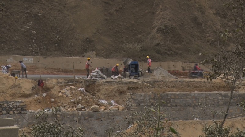 काठमाण्डौं प्रवेश गर्ने मुख्य नाका नागढुङ्गा-मलेखु सडक विस्तारको काम सुरु