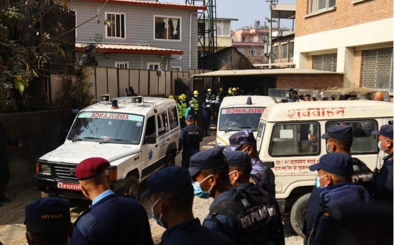 विमान दुर्घटना ज्यान गुमाएकाहरुको शव पोखराबाट काठमाडौँ ल्याइयो