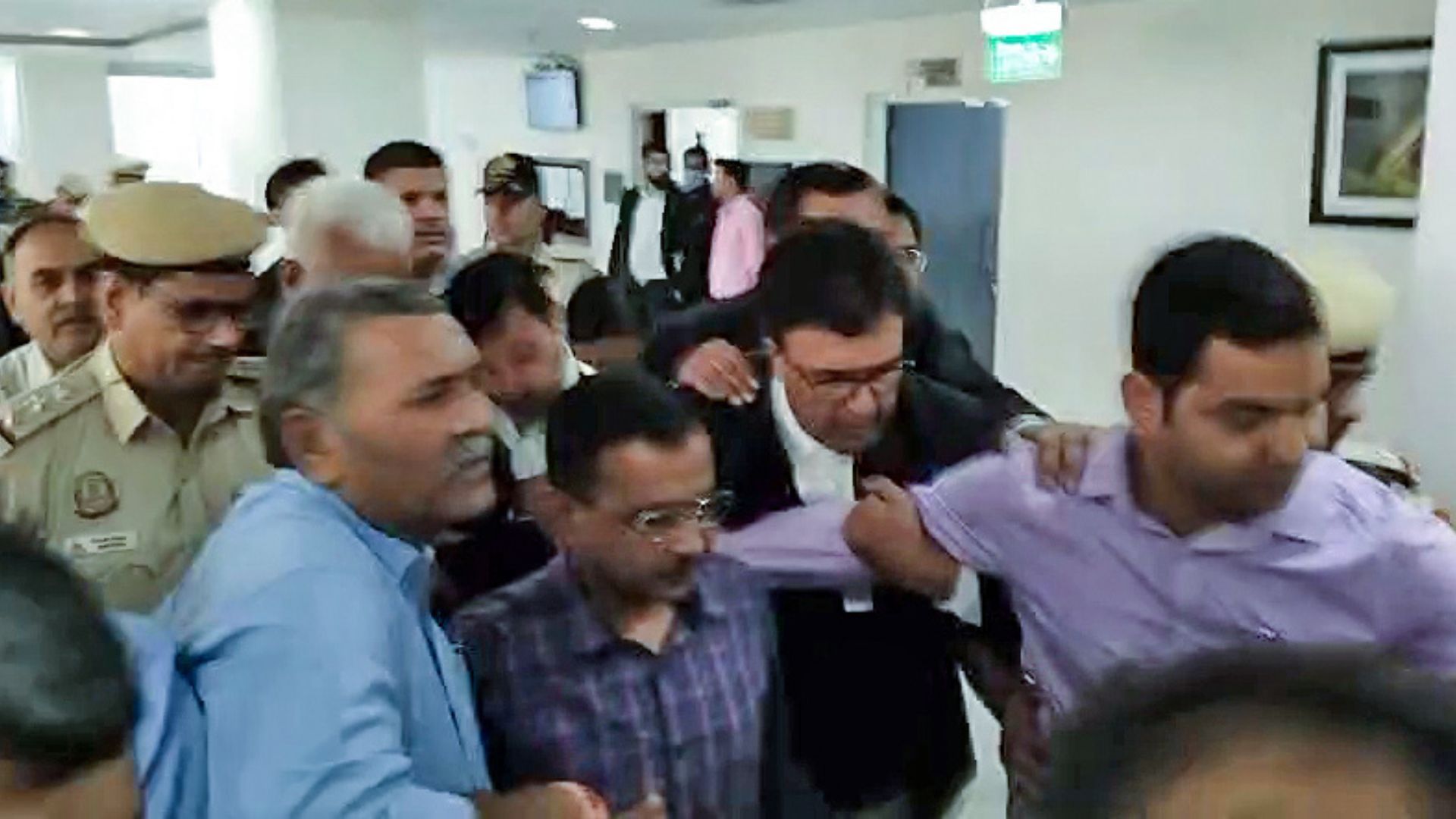 मुख्यमन्त्री केजरीवाल थप १५ दिन न्यायिक हिरासतमा