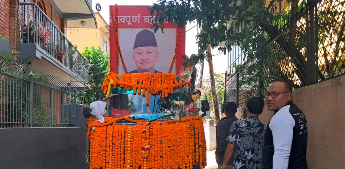 नेम्वाङको अन्त्येष्टिका लागि शवयात्रा सुरु