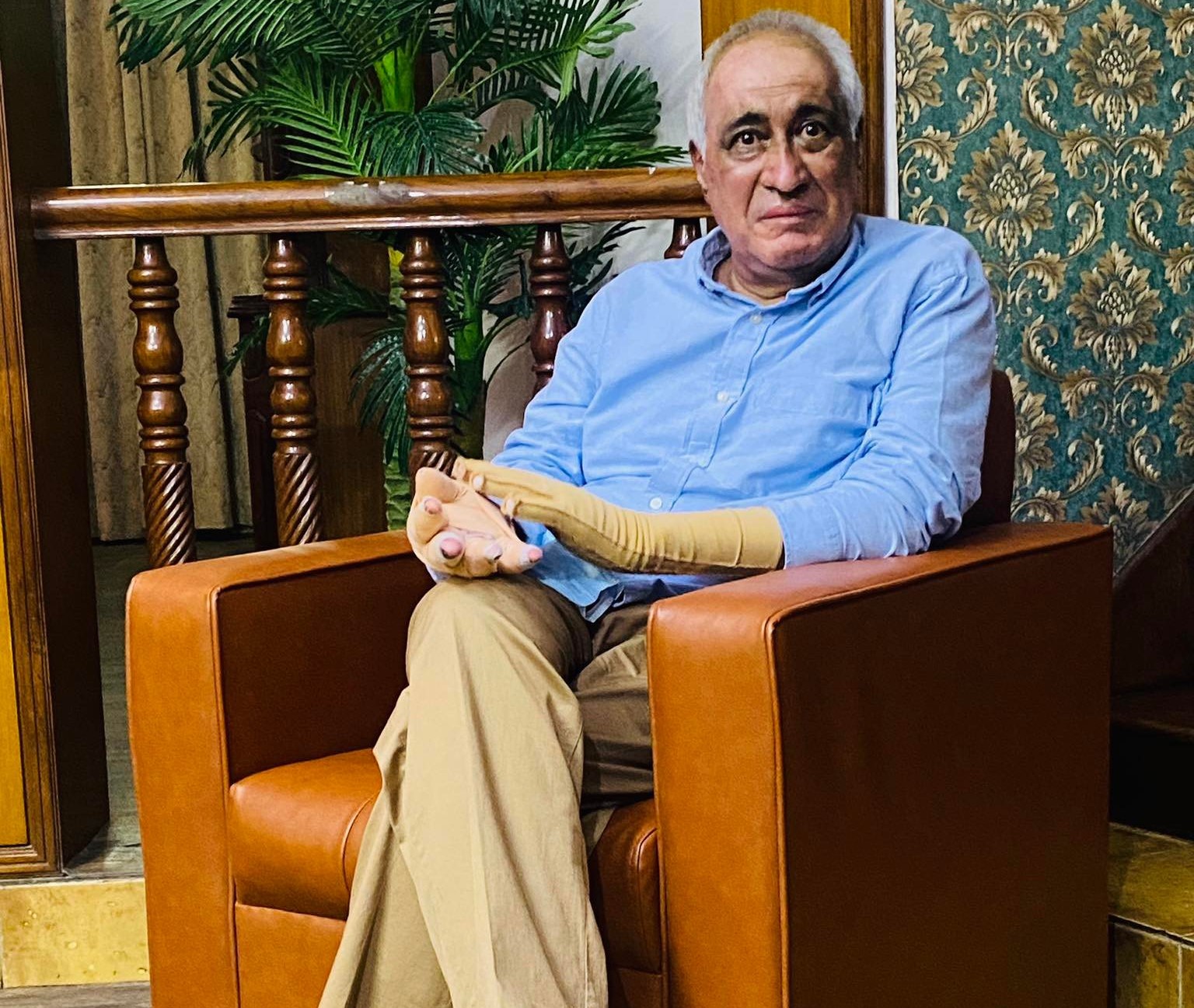 नेपाली कांग्रेसका नेता एवं प्रतिनिधिसभा सदस्य डा चन्द्रकान्त भण्डारी उपचारपछि स्वदेश फिर्ता