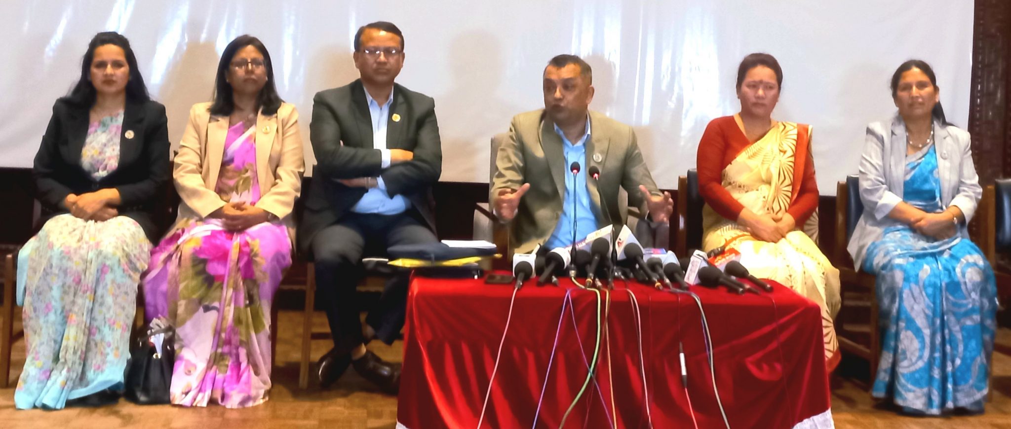 संवादबाटै संसद्को समस्या समाधान चाहन्छौँ: कांग्रेस महामन्त्री थापा