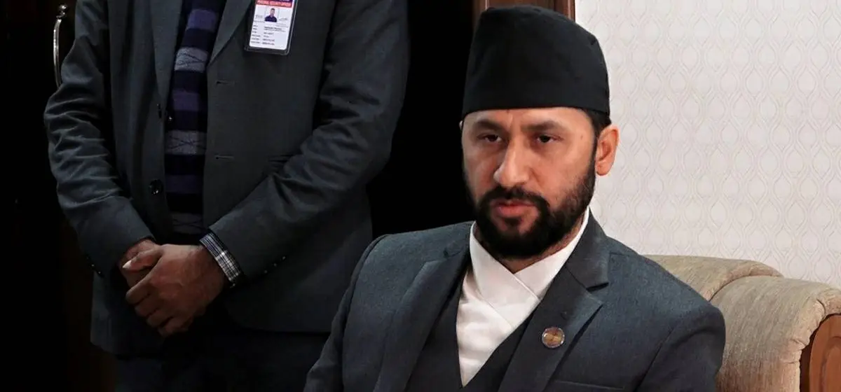 गृहमन्त्री लामिछानेको प्रश्न,जीबी राईका सारा बदमासीको ठेक्का मैले लिनु पर्ने हो?