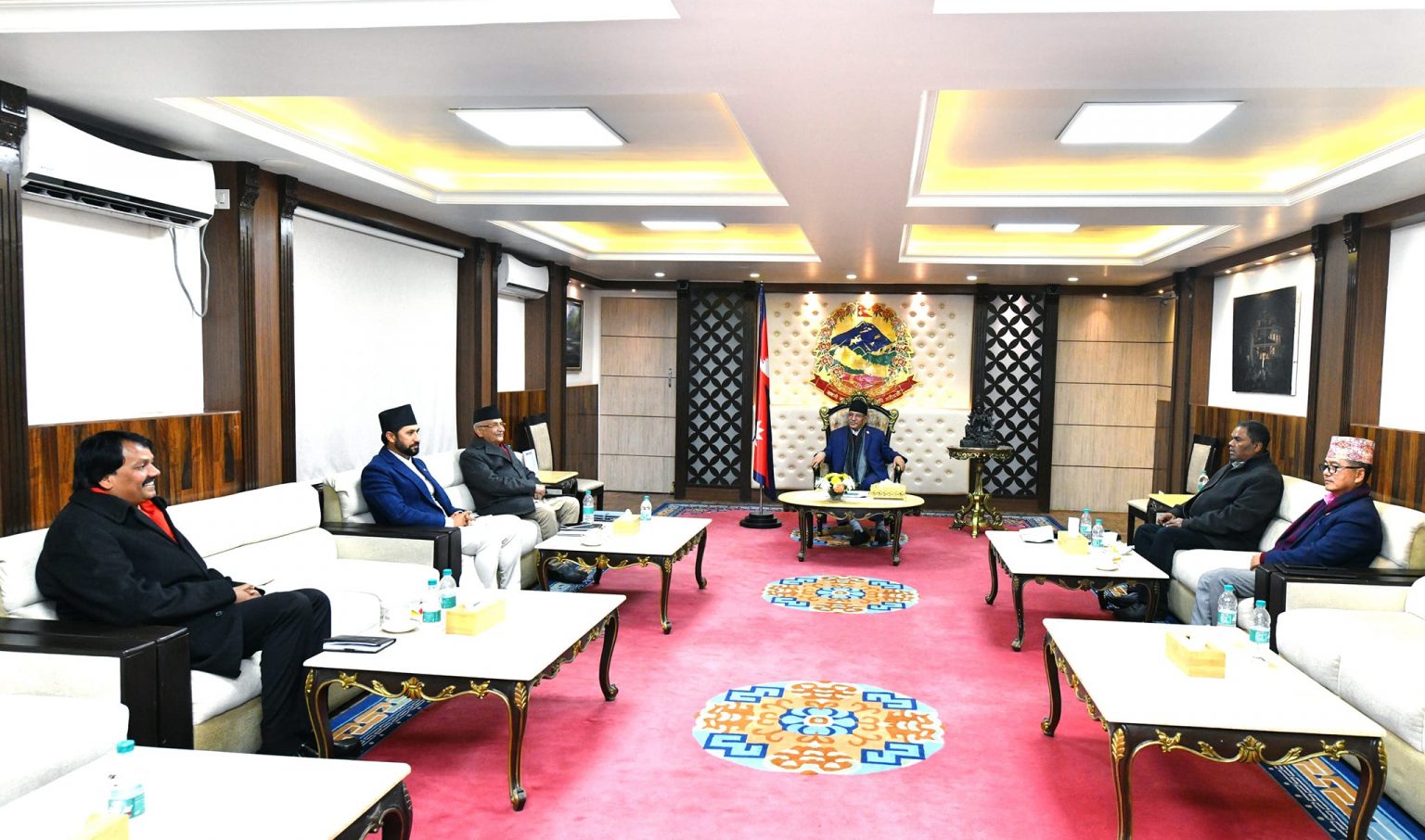 आज मन्त्रिपरिषद् विस्तार हुँदै, आजै अपराह्न चार बजेका लागि सर्वदलीय बैठक आह्वान